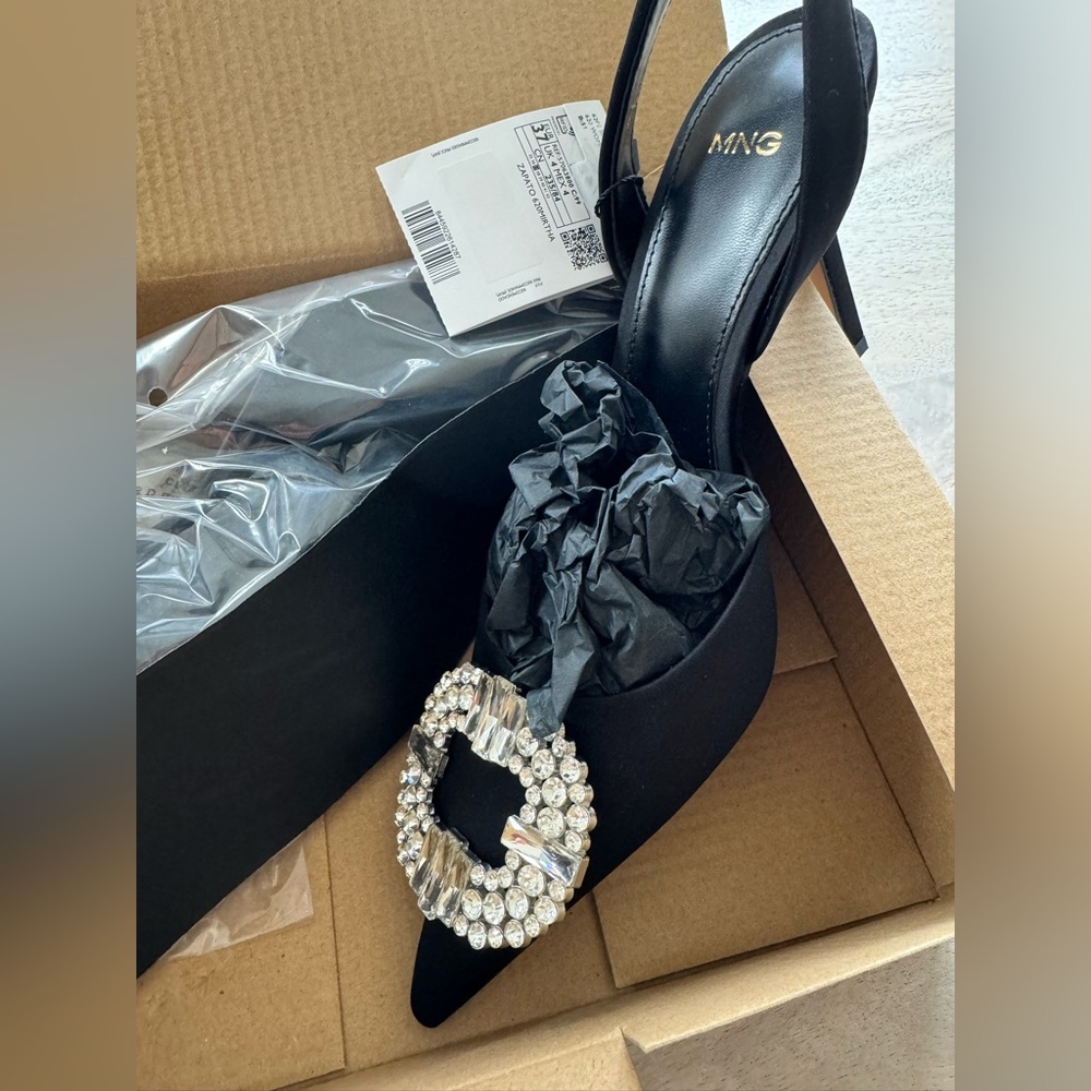 Black sling back heel with diamond brooch jewel